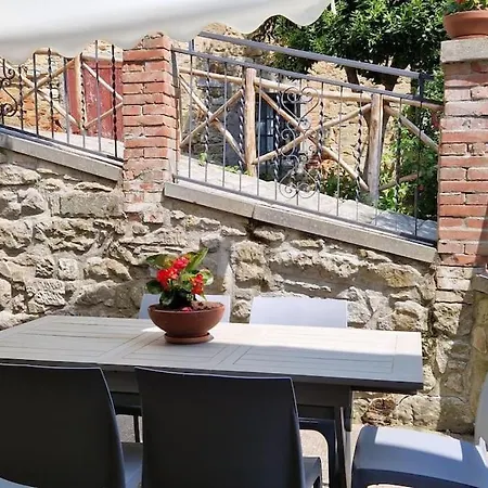 בית נופש Casa Lichio סטיה